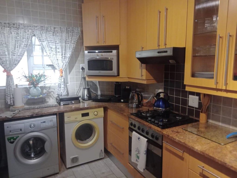 2 Bedroom Property for Sale in Jeffreys Bay Central Eastern Cape